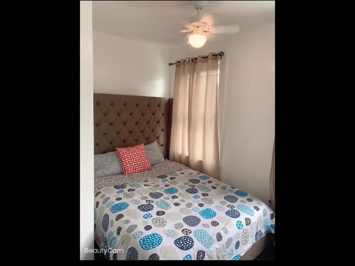 Brand New Bedroom With Tv Next Jhu Baltimore Zewnętrze zdjęcie